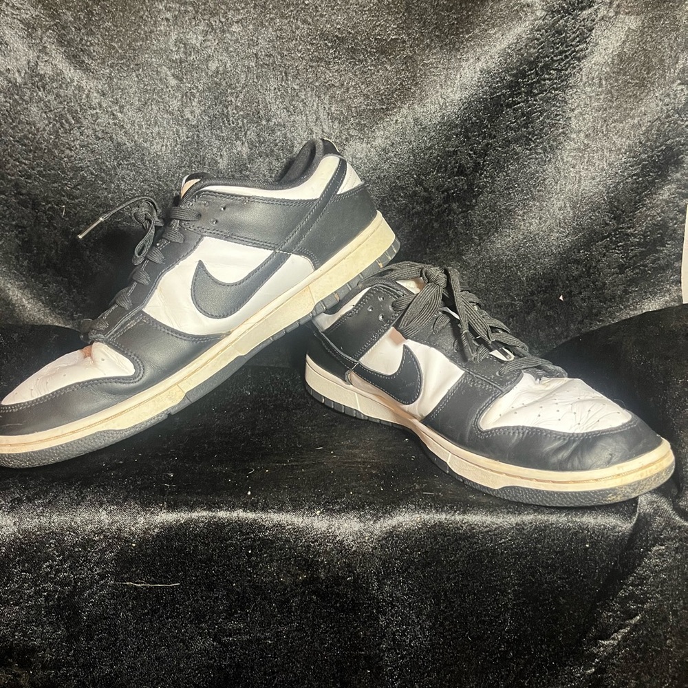 Nike “Panda” Dunks - Picture 3 of 6